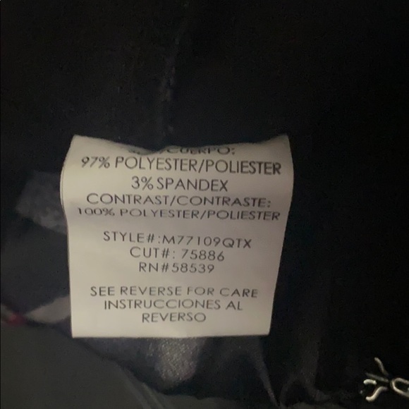 LIKE NEW - Juniors floral mini dress - Picture 7 of 8